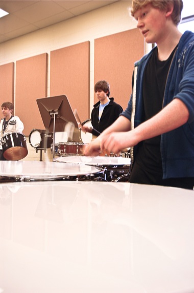 HHS band member Cody Schwartz rehearses at HHS for the upcoming Festival of Music combined concert event with the Sun City Concert Band. (Photo by Chris LaPelusa/Sun Day)