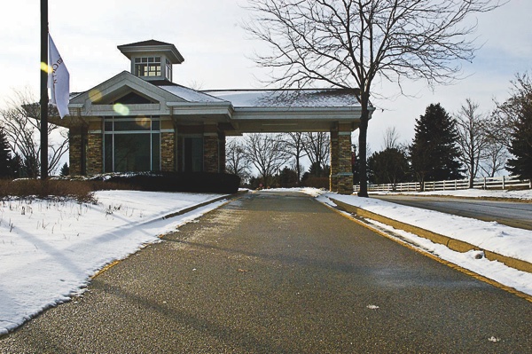 The future of the Sun City gatehouse is currently uncertain. (Photo by Chris LaPelusa/Sun Day)