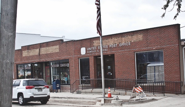 Huntley’s present 25,000+ population has the Post Office running every which way to meet the increasing demands of a growing community with little hope expansion. (Photo by Chris LaPelusa/Sun Day)