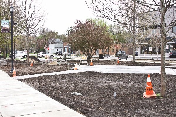 Huntley expects to see continued growth and renovations this spring, includ- ing the beautification updates to the town square currently under way. (Photo by Chris LaPelusa/Sun Day)