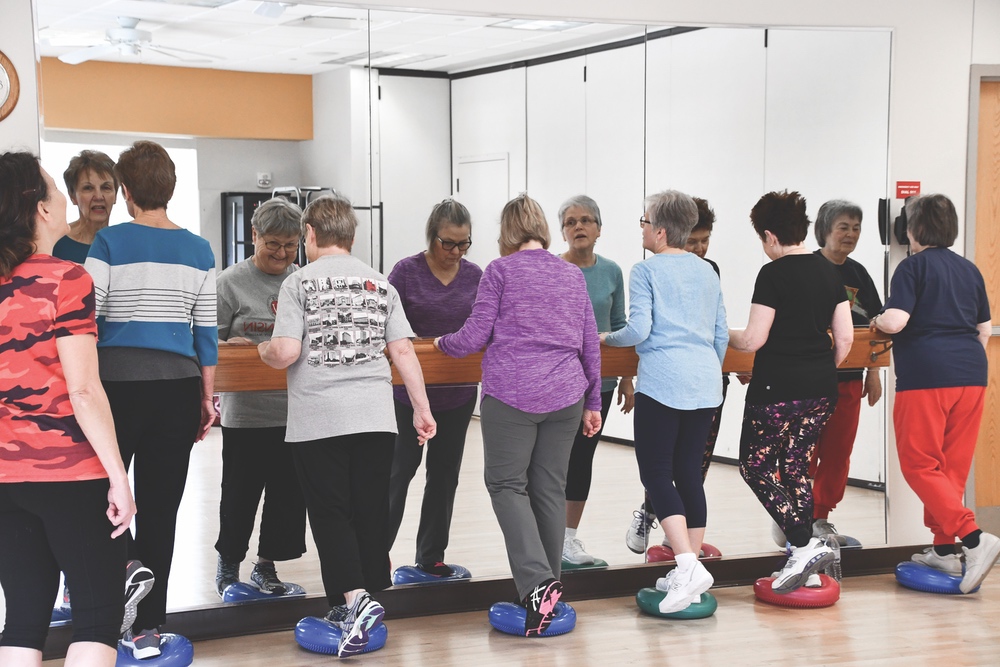 Residents practice balance and strengthen exercises at Nancy Jenkins’ Balance Focus class. (Photos by Christine Such/Sun Day)