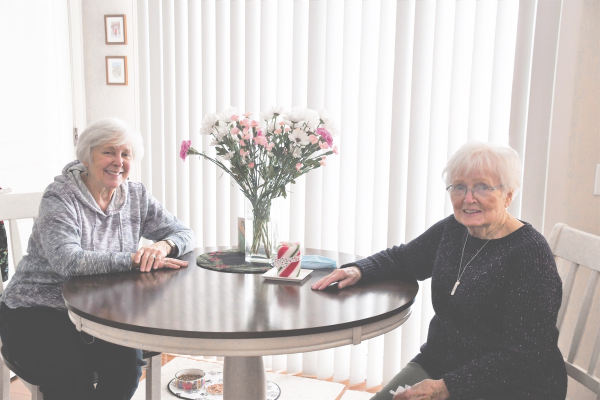 Pandemic or not, Cue Club member Judy Cieciwa (left) wasn’t going to let Dorothy Cronin’s, her “cue-tie” counterpart, birthday go without a celebration. (Photo by Christine Such/Sun Day)