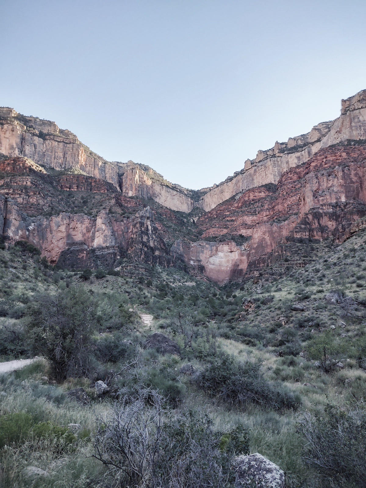 Here is a 5-mile path with a 3,000 ft ascent to the rim of the Grand Canyon. Jenks, Grantham, and Lindahl completed R2R hike in one day.