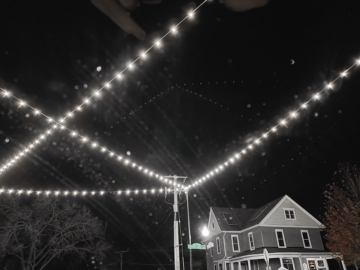 Lights on display in downtown Crystal Lake. (Photo by Jamie Kayser/My Huntley News)