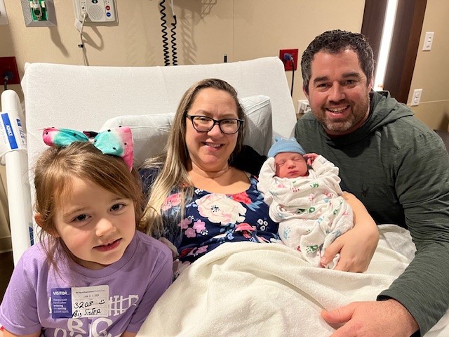 Heather and John Barnes, alongside big sister Annabelle, welcomed baby boy Theodore as the first baby to be born in 2024 at Northwestern Medicine Huntley Hospital. (Photo provided)