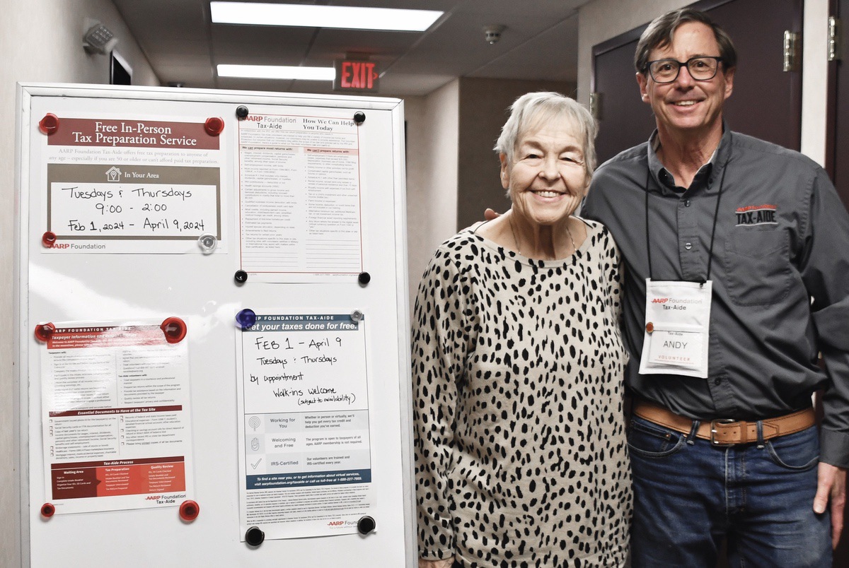 AARP Tax Lead Andy Snarski and Volunteer Joanne Schwartz ready to help get tax returns filed. (Photo by Christine Such/My Sun Day News)